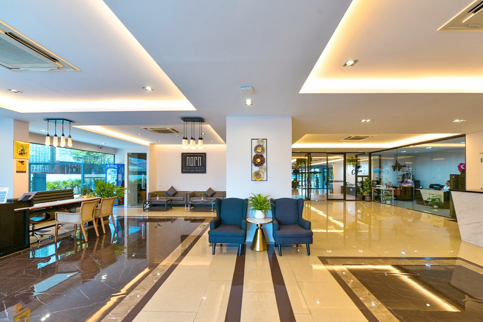 Norn Canalside Hotel