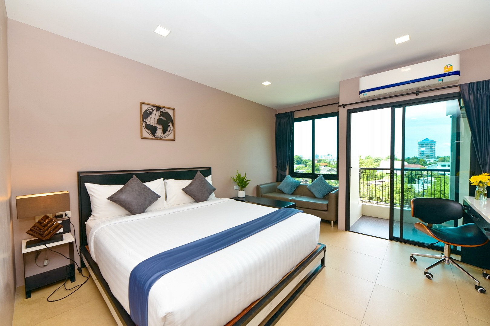 Norn Canalside Hotel