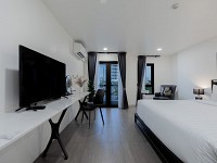 Deluxe Balcony Room