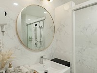 Deluxe Balcony Room